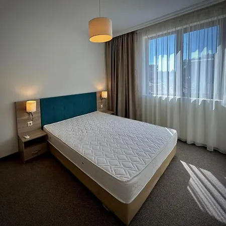 Sunny Tarsis Double 2 Adults 2 Children Солнечный берег
